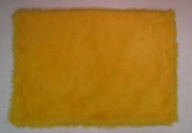 YELLOW 31"X47"