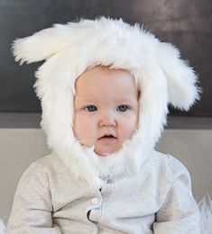 White Rabbit (Options: Medium)